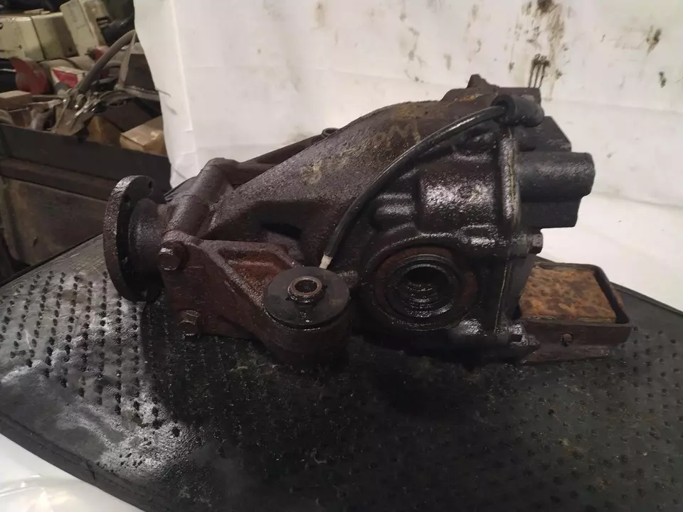 Conjunto de portador diferencial usado se adapta a: Mitsubishi Outlander 2003 eje trasero Gra Foto 2 de 4