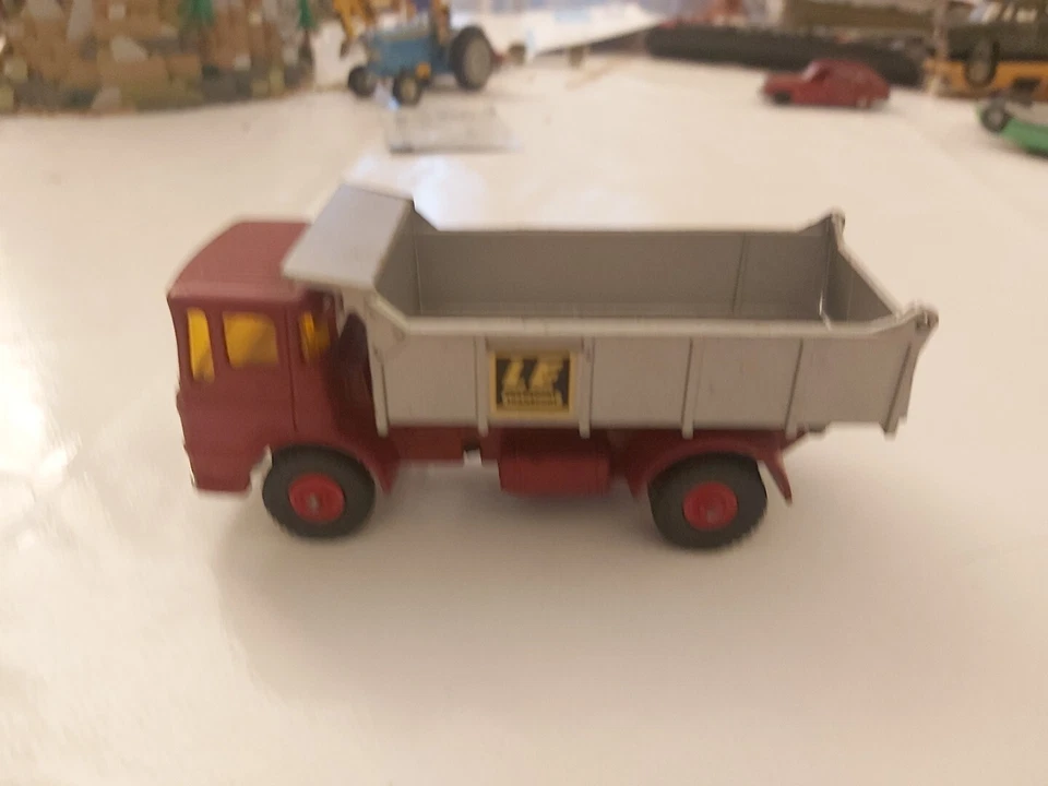 Macchinina - MATCHBOX LESNEY - King size - Leyland Tipper - Made in England - Immagine 3 di 4