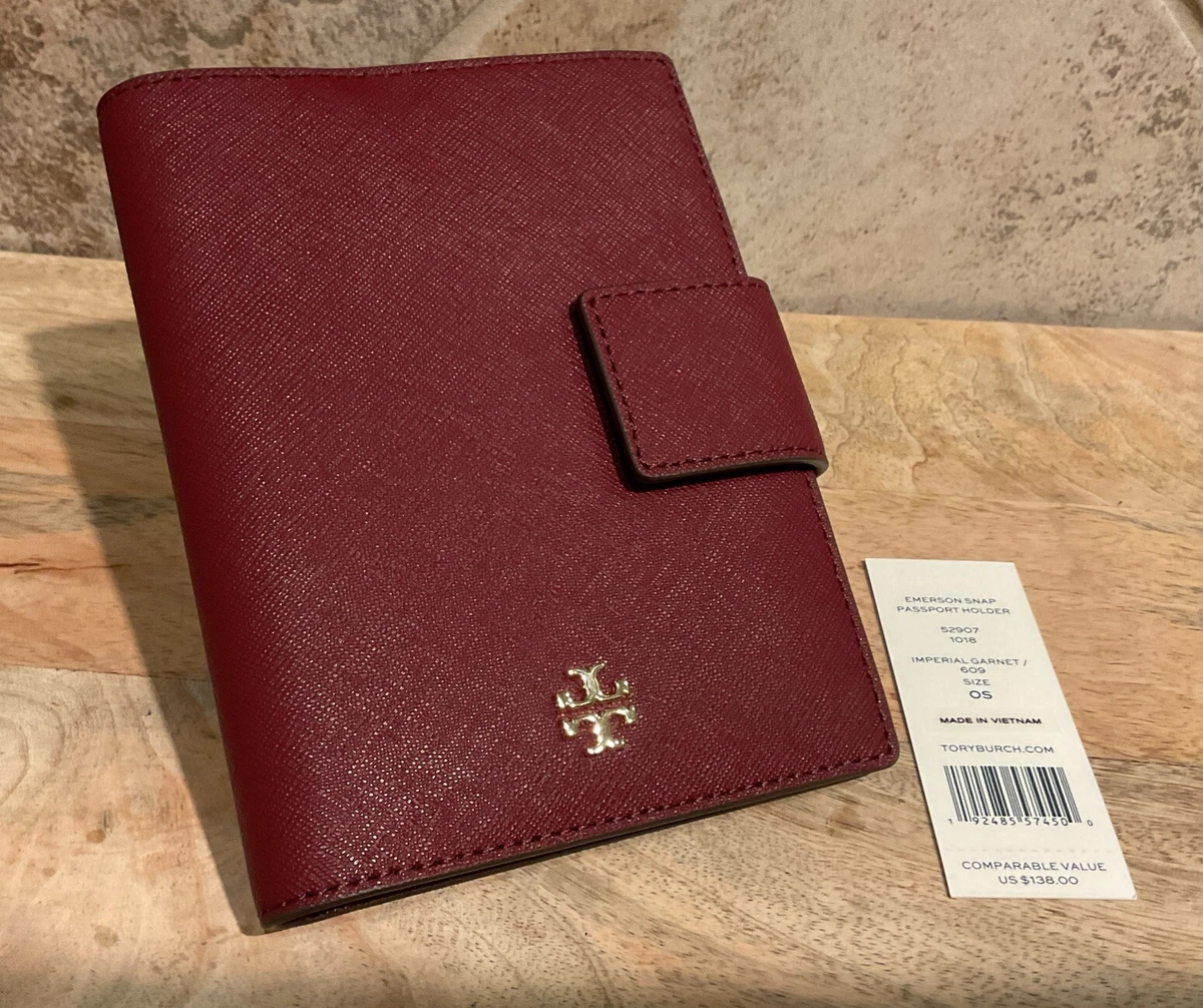 Tory burch top passport holder