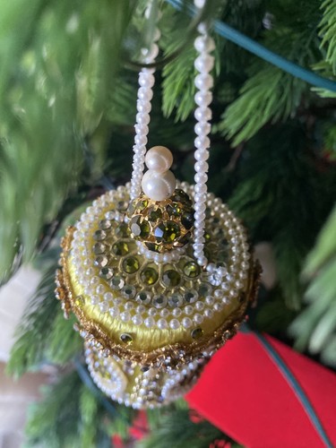 June Zimonick Light Green Brilliant 3 Tier Ornament Crystals Metal Accent - Picture 9 of 12