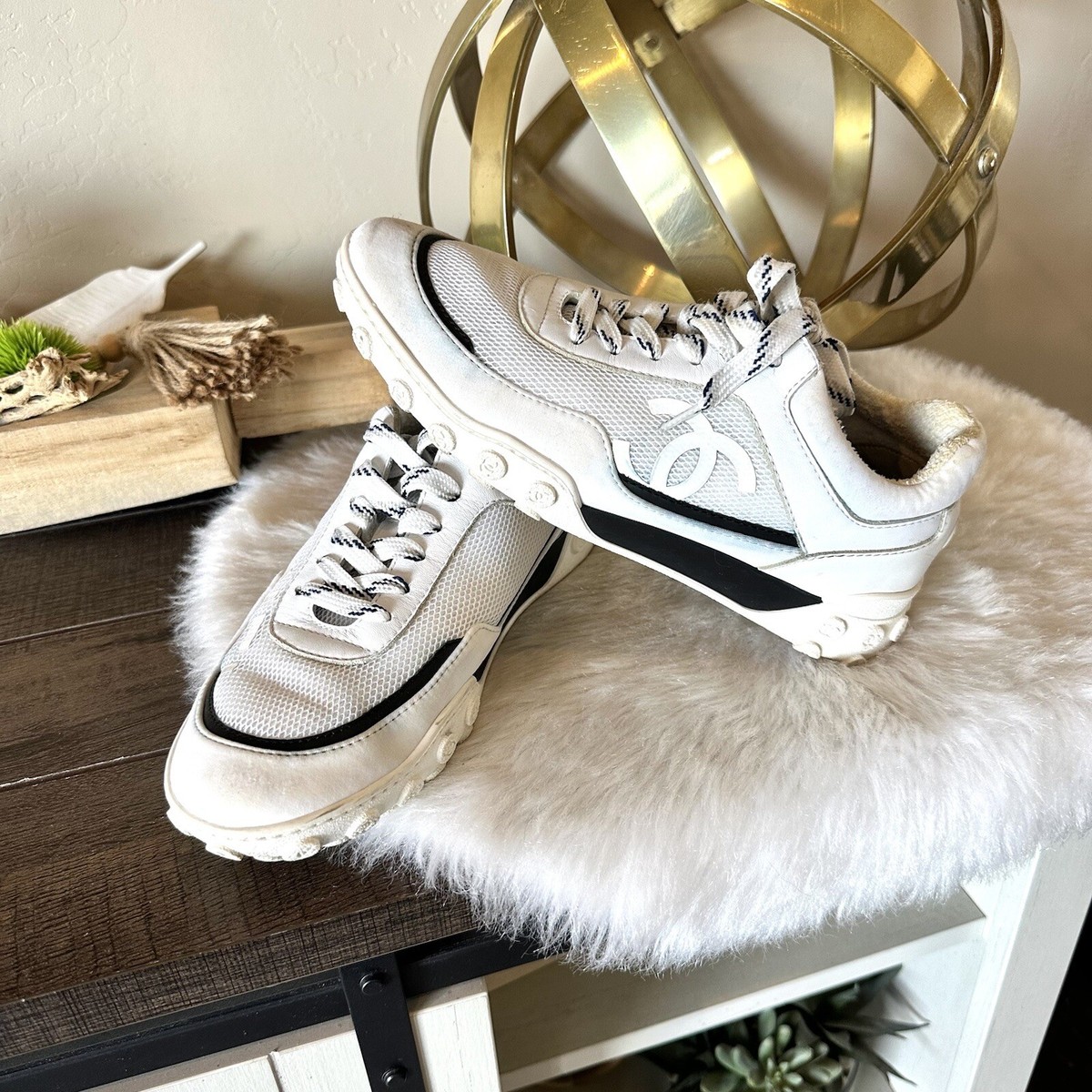 CHANEL レーススニーカー　36.5 CHANEL tennis shoes Size 36.5 EU 6.5 US White With Blue Trim | eBay