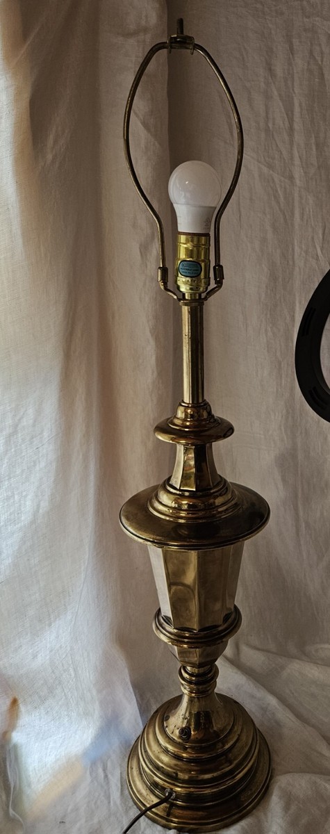 Vintage STIFFEL Brass Table Lamp Urn Trophy MCM 3 Way Light Vintage STIFFEL Brass Table Lamp Urn Trophy MCM 3 Way Light