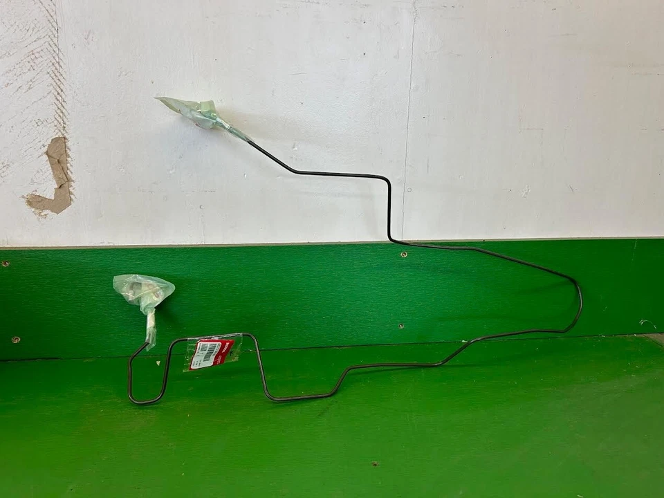 Honda 46378-S87-A61 Pipe Y Brake Line Accord Acura CL, TL New, Genuine Foto 2 de 2