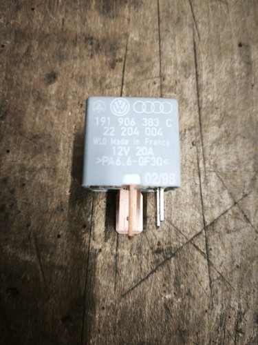 VW Golf 4 Relais Kraftstoffpumpenrelais 191906383C