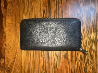 Marc Jacobs Zip-Around Wallet Black Brown Credit Card Folding Women's