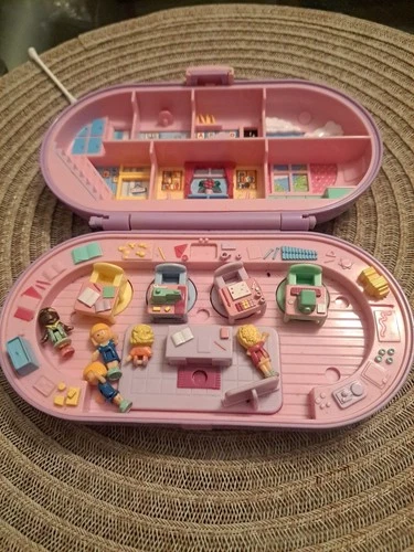 Vintage 1992 Bluebird Polly Pocket Stampin School Compact W 5 Figures Complete
