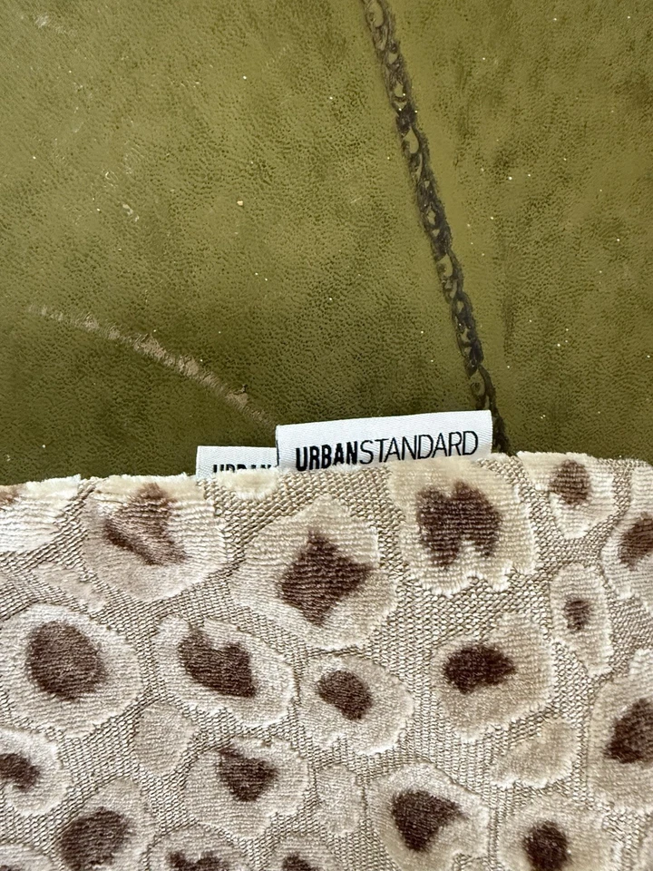 Pair - Designer Cut Velvet Pillow Covers - 16”x24” - Image 4 of 4