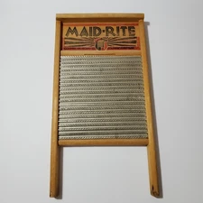 Vintage Maid Rite 2072 Columbus Washboard Co. (Wood GC)
