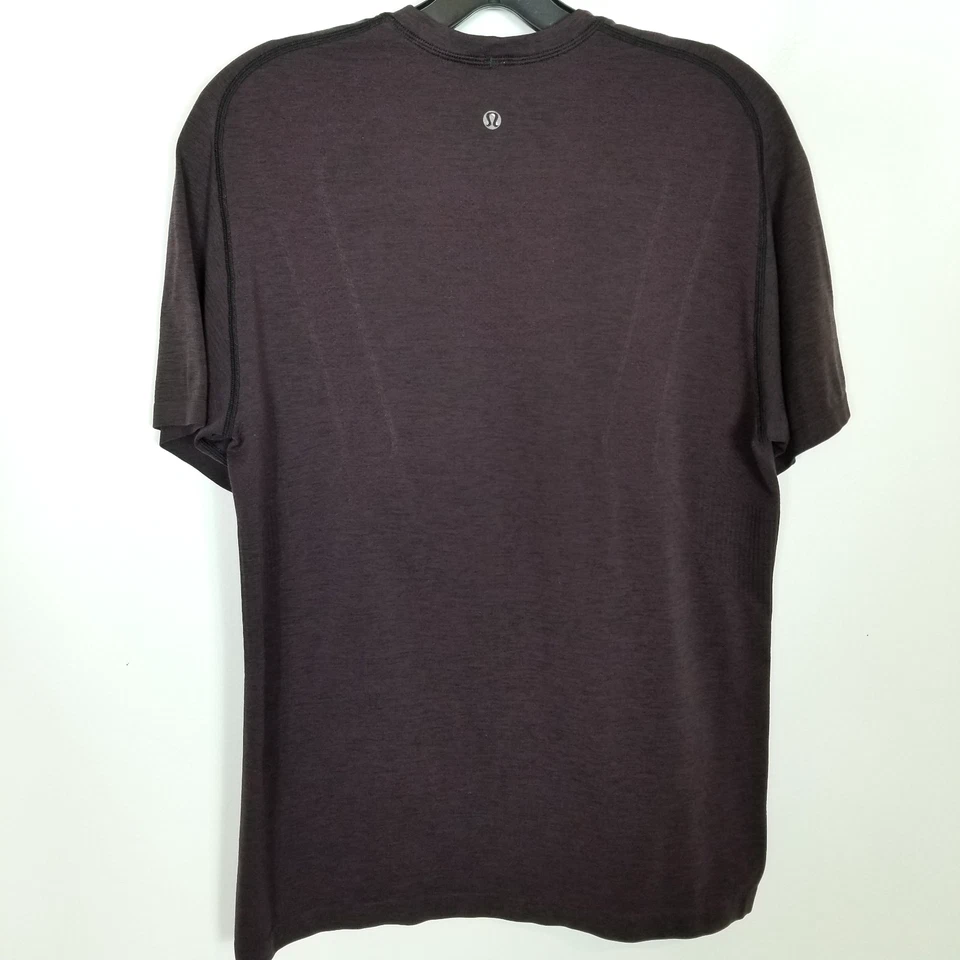 Camisa deportiva de manga corta Lululemon para hombre Metal Vent Tech talla M manga corta Foto 4 de 4