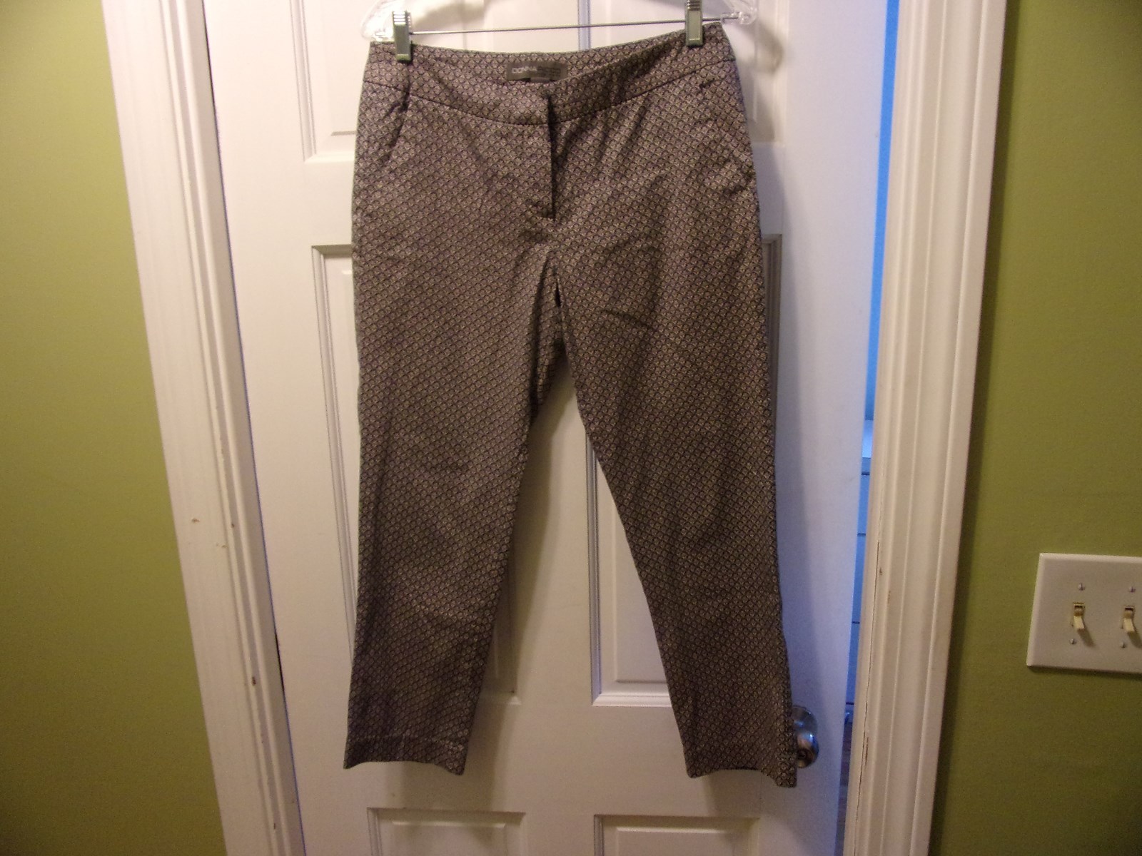 Picture 1 of 2