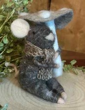 Mushroom Needle Felted Mouse - Adorable mouse ornament