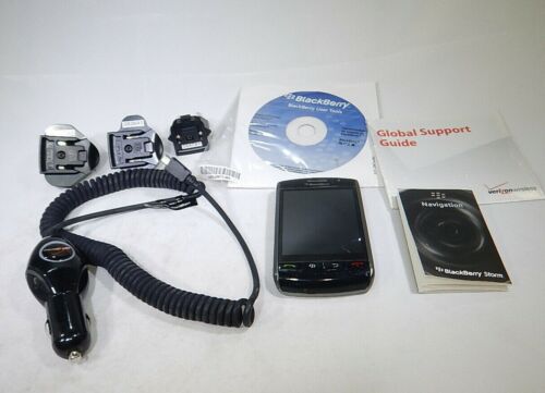 BlackBerry Storm 9530 Black Verizon Phone with Accessories FOR PARTS TF - Picture 1 of 4