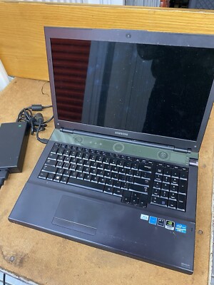 Samsung NP700G7C gaming Laptop (needs Repair)(powers On!)