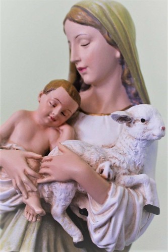 Madonna Niño Cordero 12 pulgadas María Estatua L'Innocence Arte Impresión Bouguereau Resina - Imagen 4 de 6