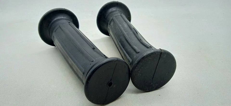 Empuñadura de goma Yamaha RX100 DT100 MX100 RD125 YT RX Foto 3 de 4