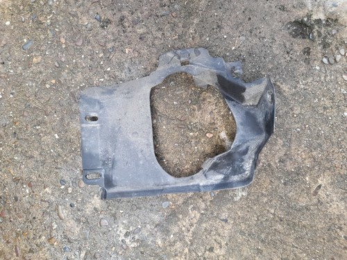 Audi A4 B5 Abdeckung Verkleidung Radhaus Lenkgetriebe Vorne rechts 8D1864310