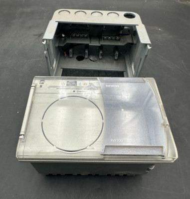 SIEMENS RVP200 RVP200.0 HEIZUNGSREGLER + HALTERUNG