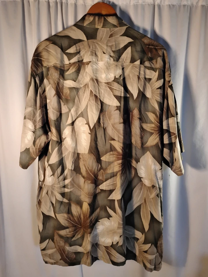 Vintage 90's Campia Moda Green & Cream  Floral Print Men's Short Sleeve L - Image 4 of 4