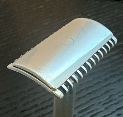 1919 Gillette Old Type Ball End Safety Razor/NO CRACKS/K708369 Stamped