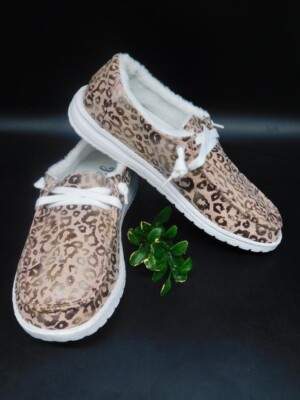 GYPSY JAZZ SAFARI BLUSH WOMEN'S CASUAL SHOE