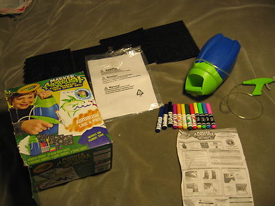 Crayola Marker Airbrush Set Turn Markers Into Spray Art MINT IN BOX