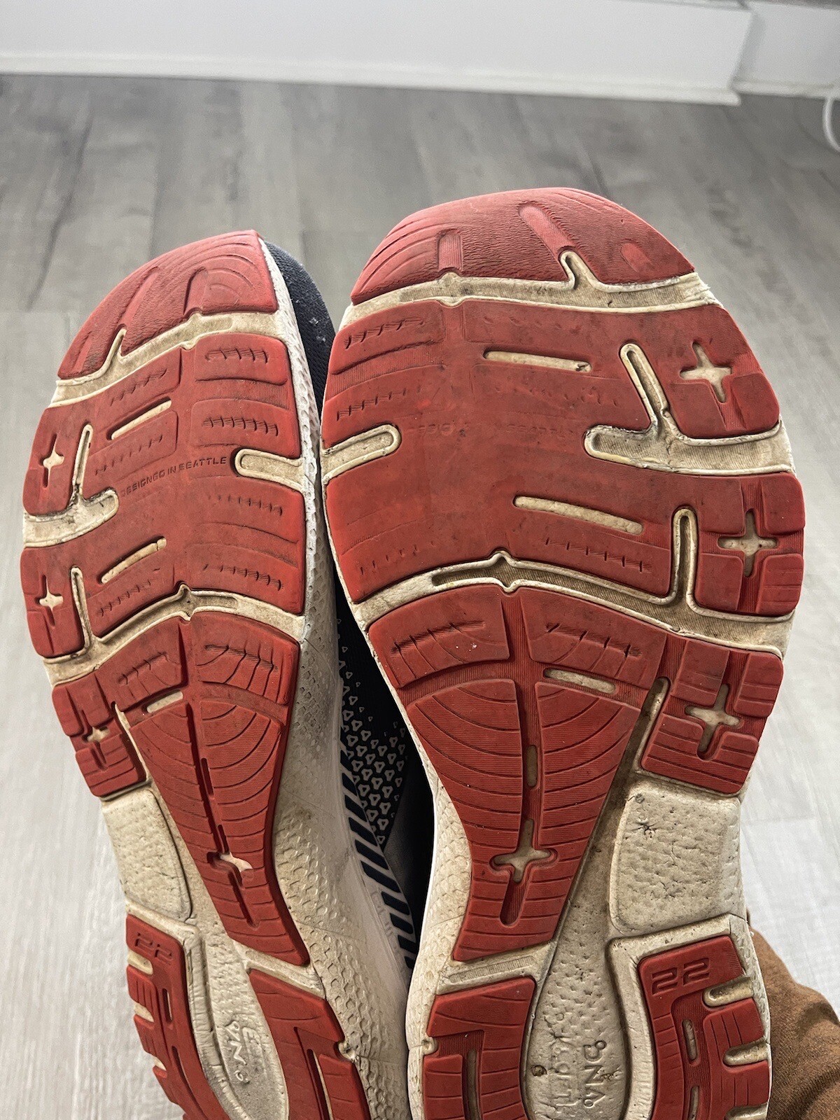 Brooks Mens Adrenaline GTS 22 1103662E435 Blue Running Shoes Size 15