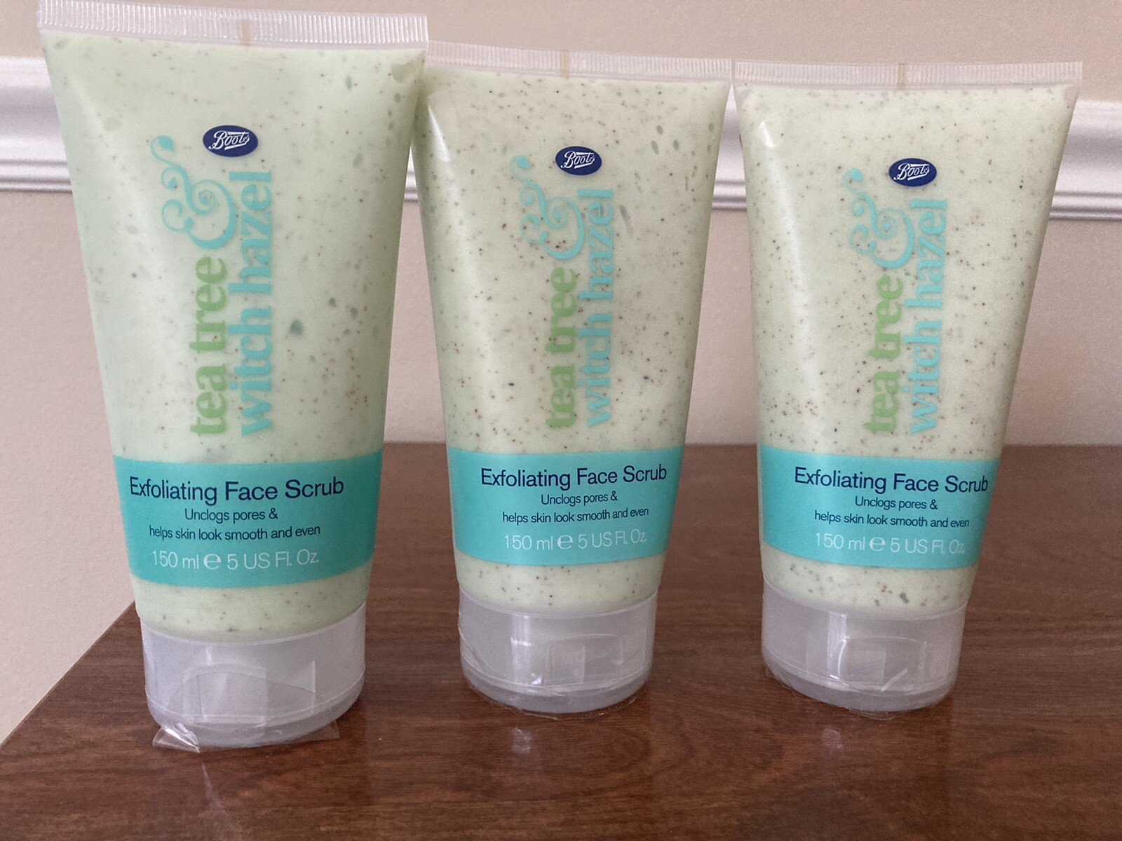 boots tea tree moisturiser