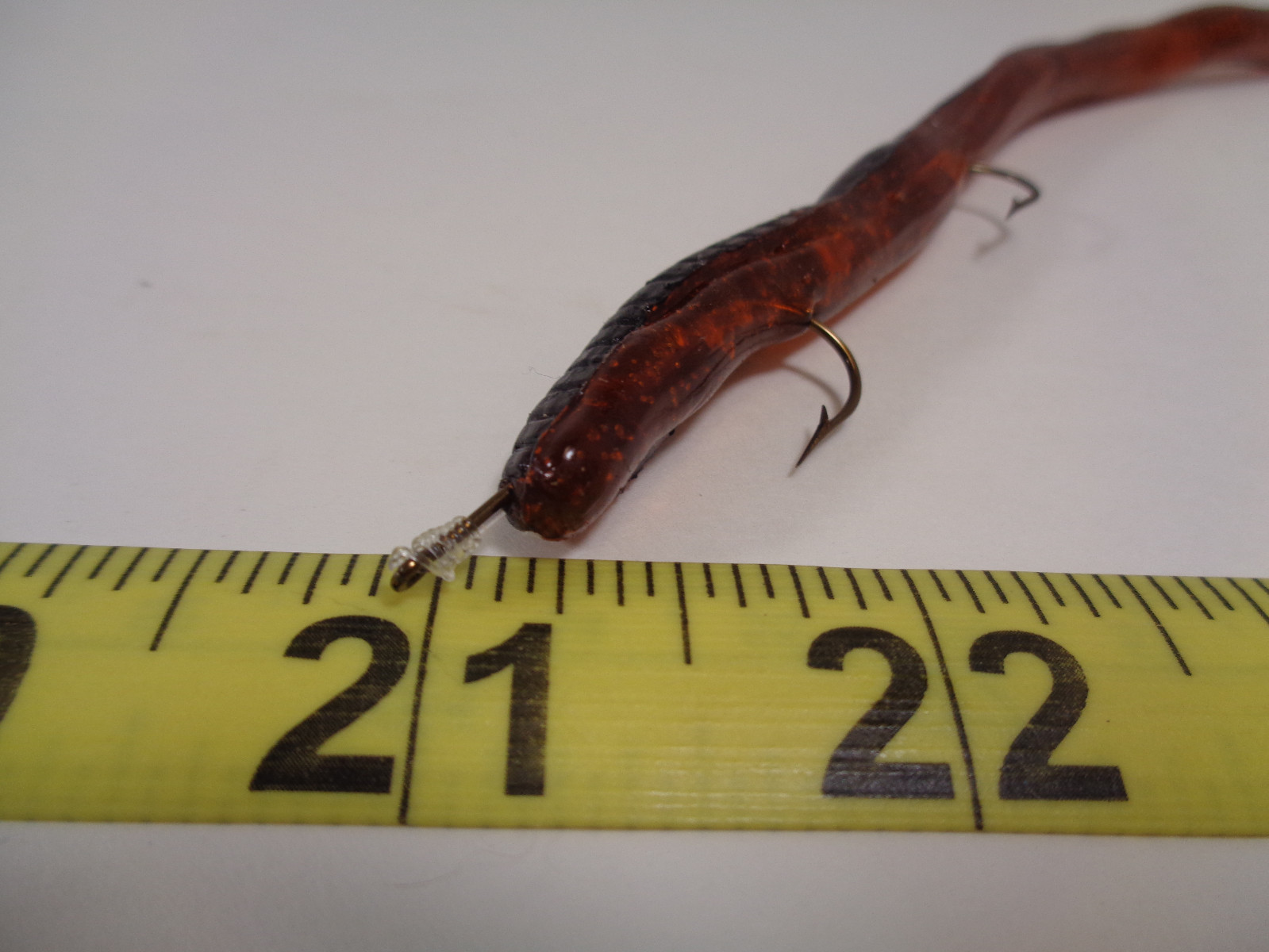 Lot of 5 Vintage Yakima Bait Charleys 6" Fishing Worm Snagless Crawdad Orange GS