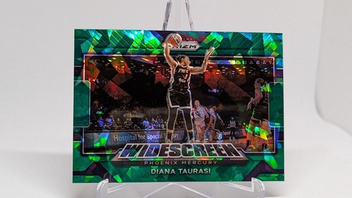 Diana Taurasi [Green Ice] #5 2022 Panini Prizm WNBA Widescreen card