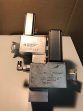  2 VAT Inline Valves 25128-XA14-ACS1/0005 A-1894731 AMAT 0041-91310 &0041-91285