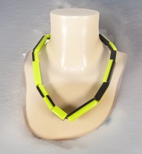 Collana plastica reversibile Marni H&M nera e gialla colori bombi 20"