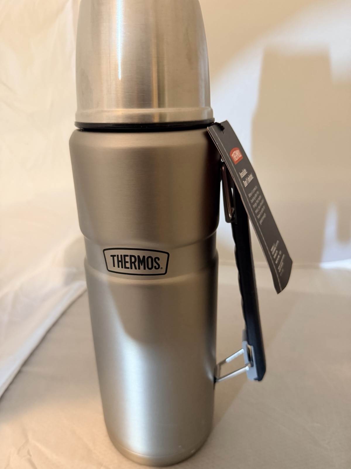 King Stainless Steel Vacuum-insulated Beverage Bottle, 40 Oz