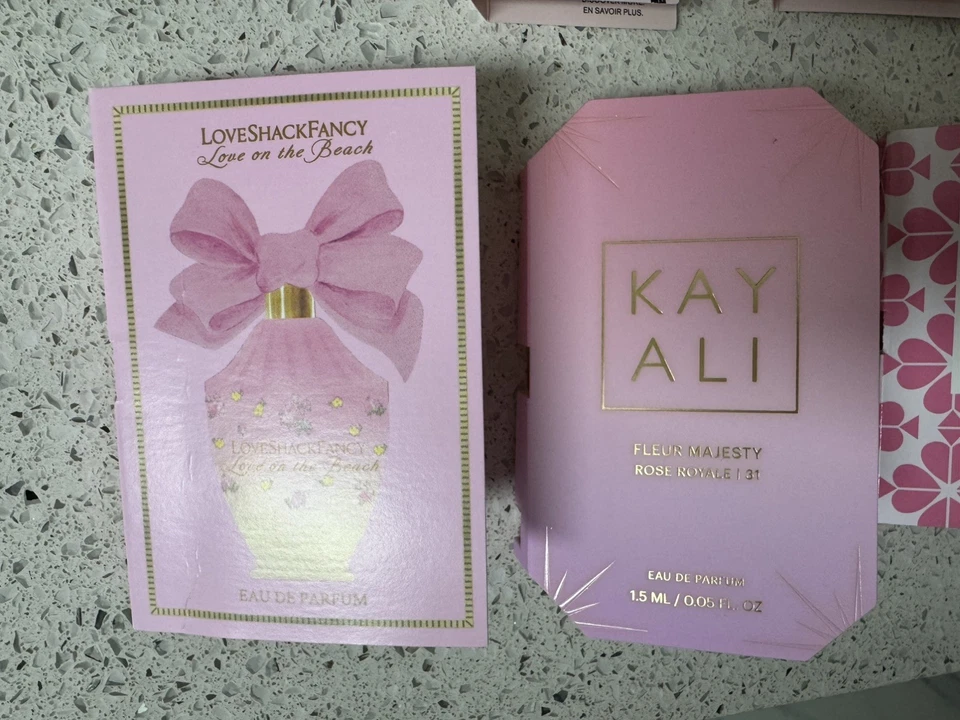 VIP 16 Perfume Sapmle Mujer Muestra ~ 14 muestras | Lote de 2 mini perfumes Paquete   Foto 2 de 4