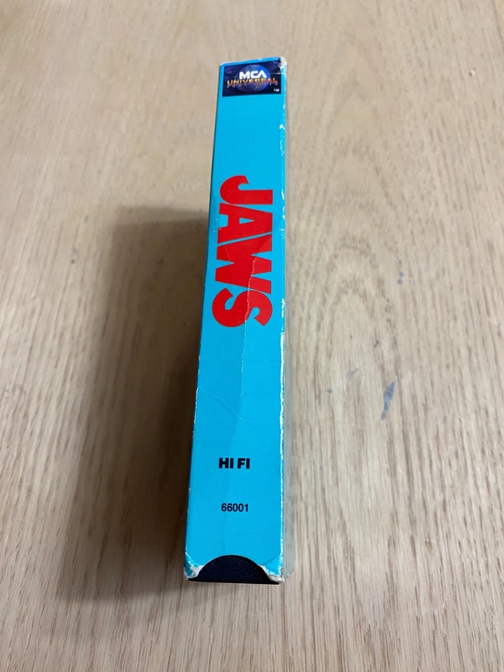 Jaws (VHS, 1991 Re-Release) MCA Universal Home Video Horror Scary Thriller - Image 2 of 4
