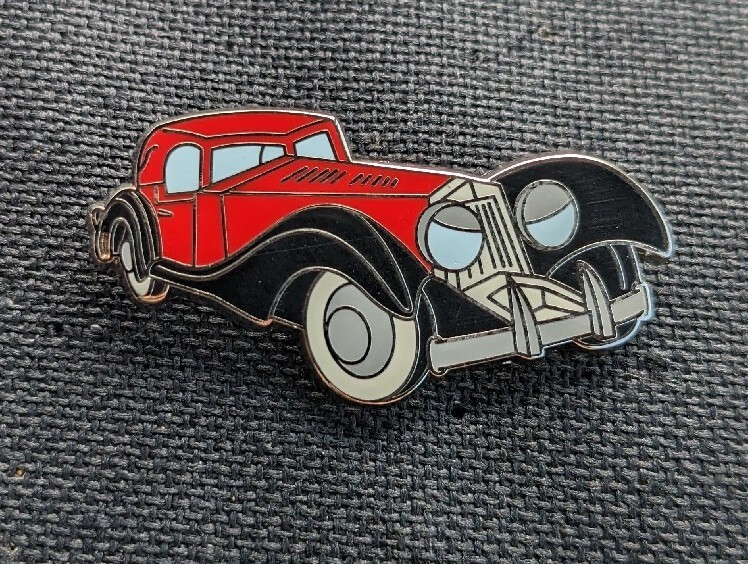 2023 Disney Pin Magical Mystery Pin Series 22 - Cruella de Vil Car