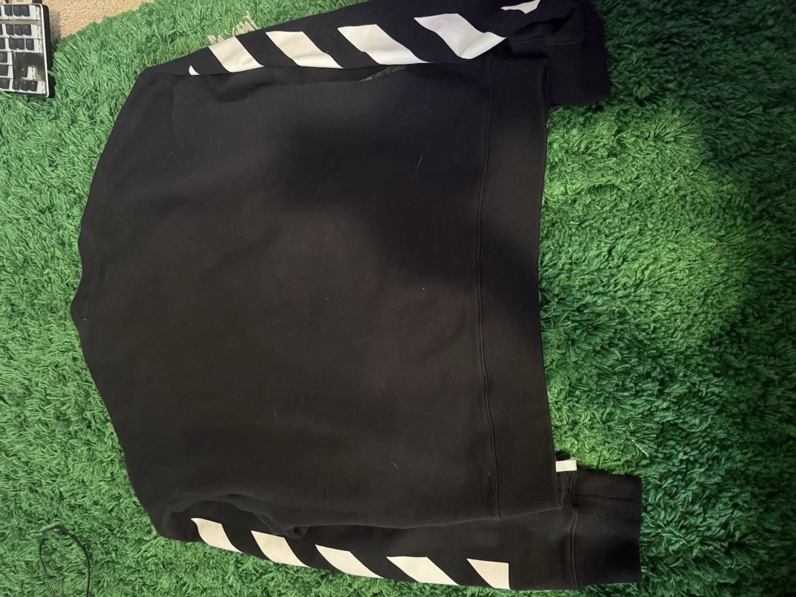Off White Crew Neck - image 2