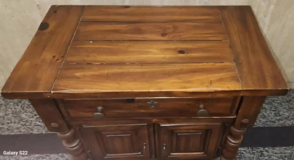 Cómoda American of Martinsville de nogal macizo 28x18x27 Foto 4 de 4