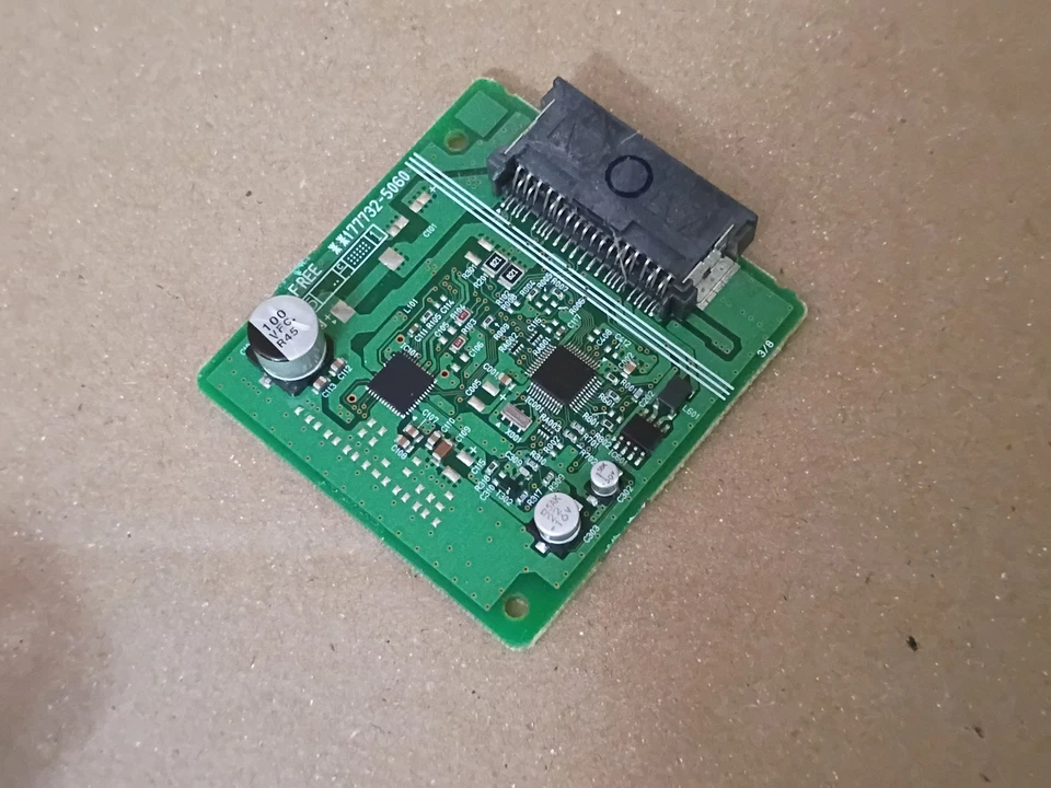 Conjunto amplificador Toyota RAV4 2014-2016, aire acondicionado P/N 88650-0R111 Foto 3 de 4