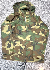 USGI Cold Weather Parka ECWCS Woodland Gore-Tex Jacket; Used; Medium/ Long