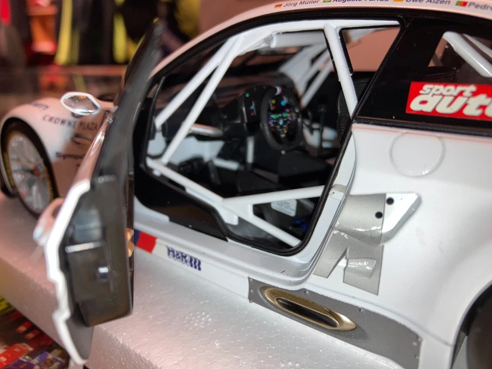 100102025 MINICHAMPS 1 18 BMW M3 GT2 WIN. 24H NURBURGRING 2010 L.E.1398 PCS NEW - Immagine 3 di 4