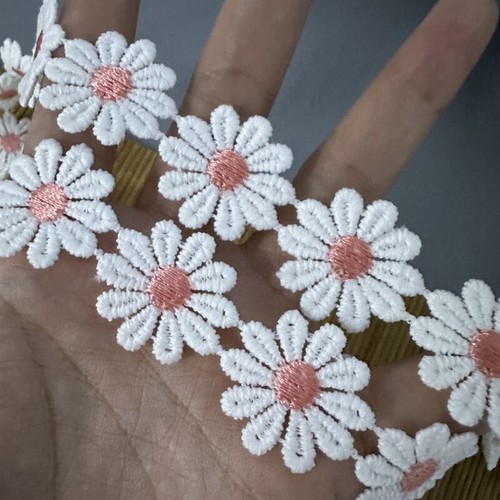 Embroidered Lace Trim 25mm Wide Embroidered Applique Decorating Lace Trims - Picture 6 of 18