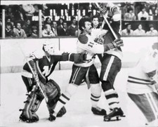 1979 GILLES MELOCHE NHL HOCKEY TYPE 1 PHOTO YVON LAMBERT GOALIE MASK AHL OHA WHA