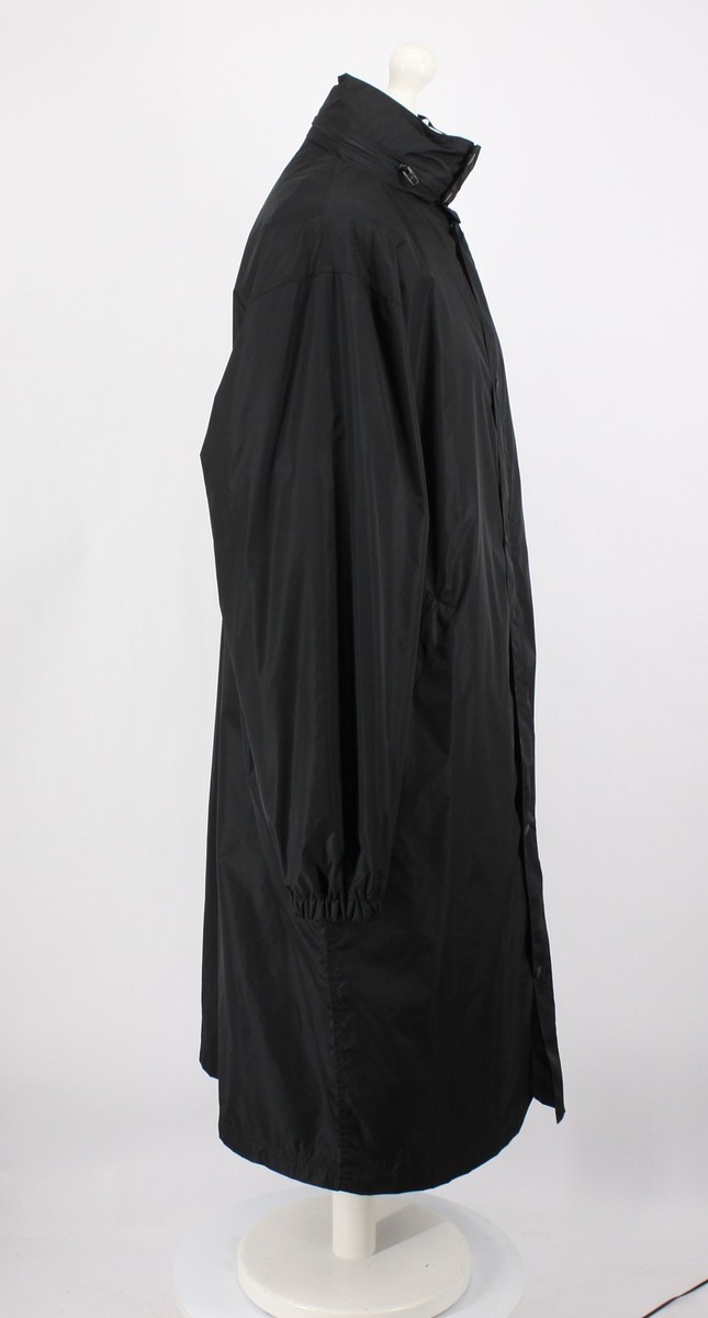 BALENCIAGA DÉFILÉ UNISEX LONG COAT BLACK RAINCOAT JACKET EU44