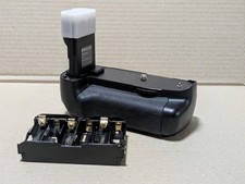 Vertical Battery Grip for Canon EOS 7D Third Party BGM-E7 AA Holder Tested