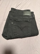 Women  s Black Levis 711 skinny jeans Size 31