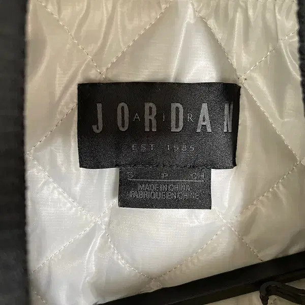 Nike Jordan Varsity Puffer Jacket, Size S, Moderate Flaws thumbnail 7
