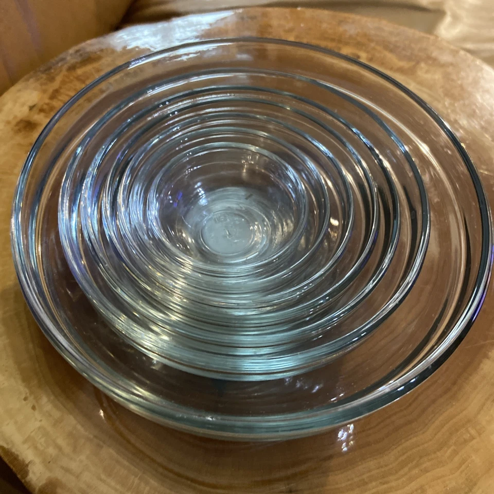 Vintage Set of 7 Anchor Hocking Clear Tempered Glass Graduated Nesting Bowls - Image 2 of 4