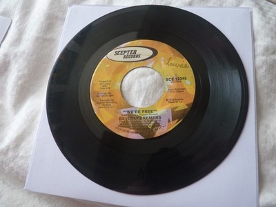 Beverly Bremers USA MOR ballad pop 7'' We're Free plays VG Colors Of Love