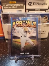 2025 Topps Finest - Arrivals Jace Jung #A-4 Sky Blue Refractor /150 (RC)