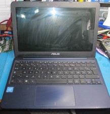 ASUS X205T (Pour pièces) (Objet N°X157)